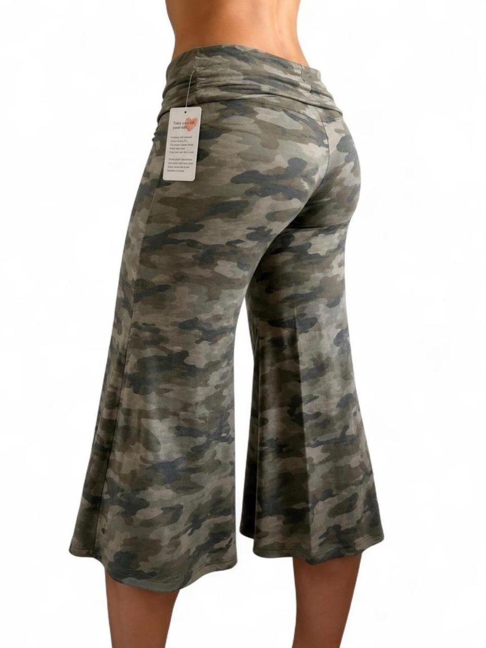 Y2K Camo Wide-Leg Capri Pants - Green Camo